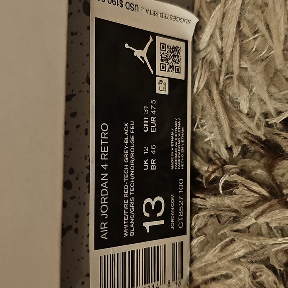 Nike Jordan 4s - Picture 2 of 9